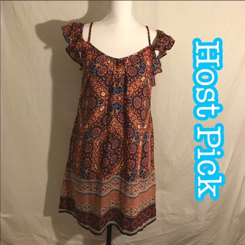 𝅺✅HOST Pick✅ Xhilaration Cold Shoulder Dress, Med